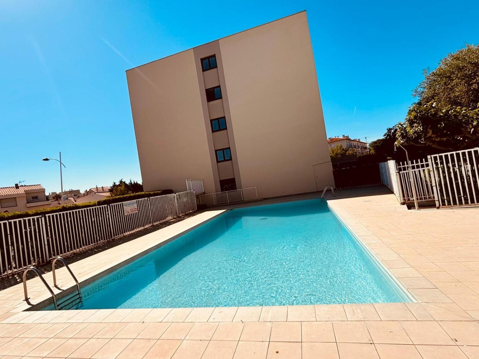 Calme Avec Parking Et Ascenseur -304- * Canet-en-Roussillon